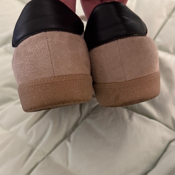 Gabor Beige and Black Women's Sneakers - Picture 4 of 5